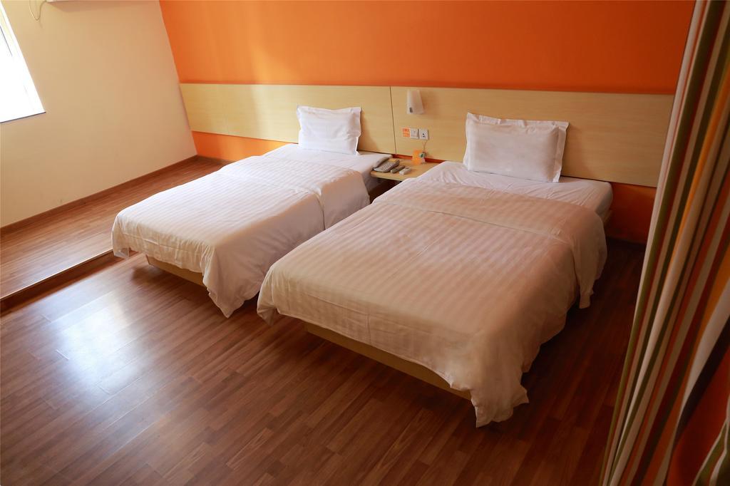 7Days Inn Tai'An Railway Station Kamer foto