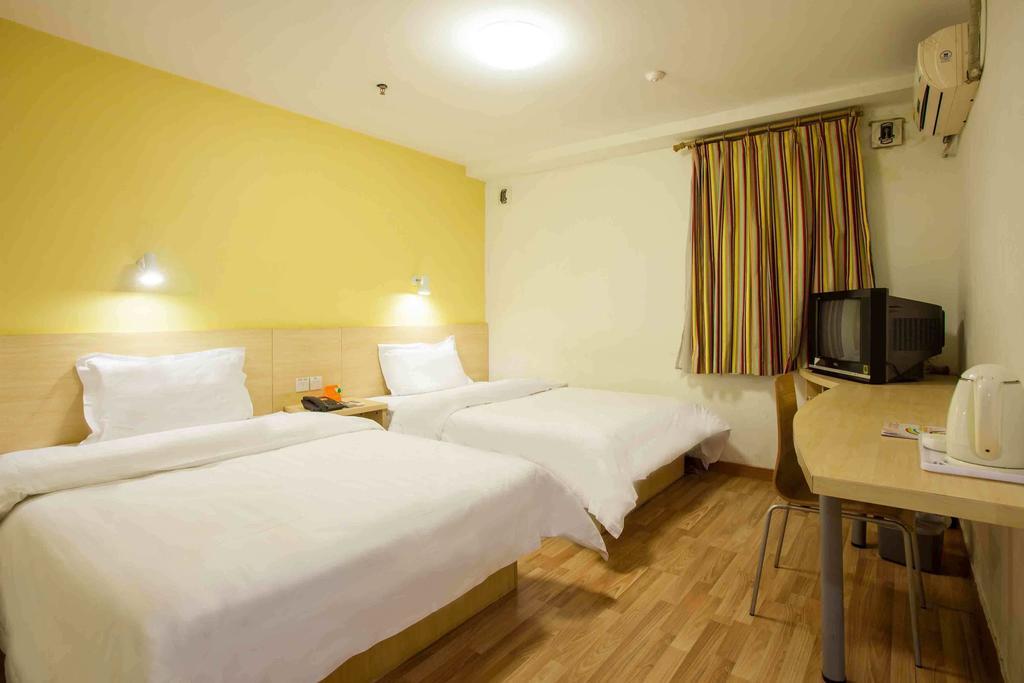 7Days Inn Tai'An Railway Station Kamer foto